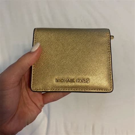 michael kors portemonnaie gold|michael kors gold wallet women.